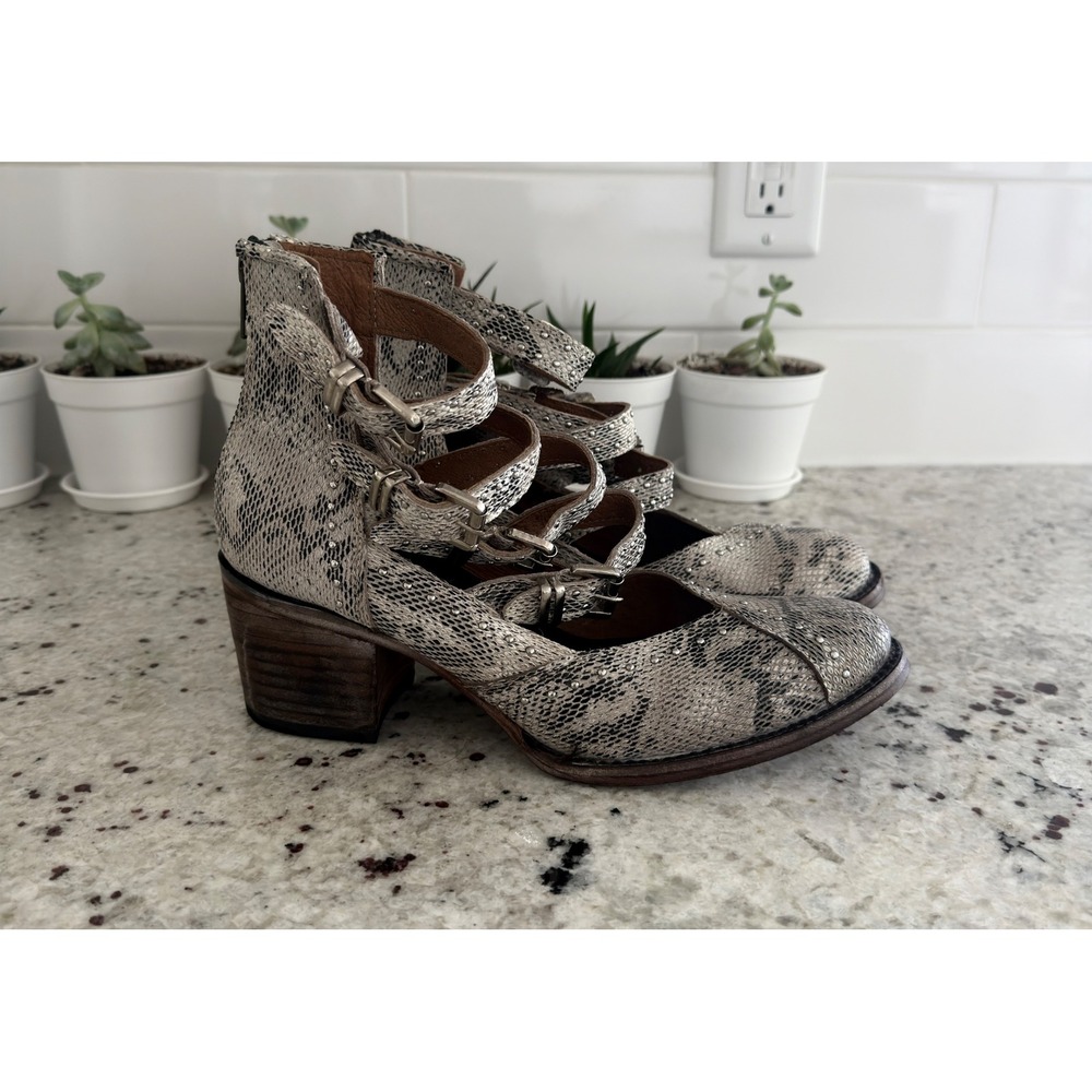 Freebird by Steven Felicity Leather Snakeskin Studded Block Heel Shoes Size 8